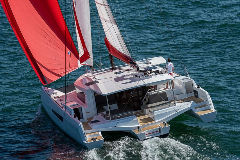 Trimarans